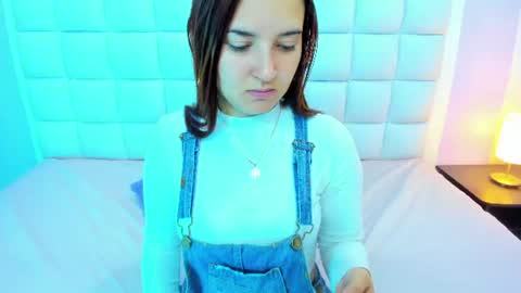 Teresa online show from 06-19-26, 01:15