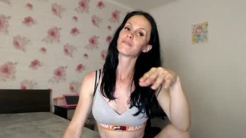 Snapshot of teressa_lovee chatting on 06-17-26, 11:38 teressa_lovee online show from 06-17-26, 11:38