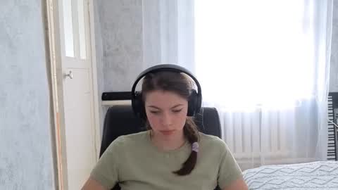 Anny Simpson online show from 10-01-25, 04:18