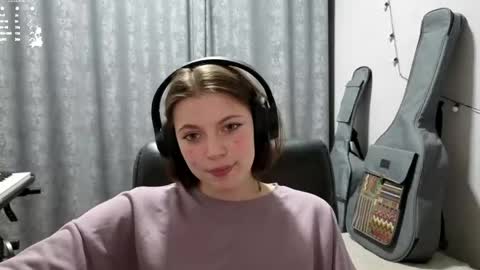 Anny Simpson online show from 05-05-26, 08:17