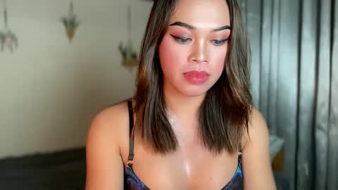 TERRI  the girl will hunt you online show from 02-25-25, 05:52