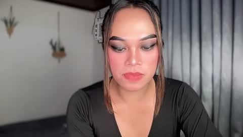 TERRI  the girl will hunt you online show from 03-06-25, 01:37
