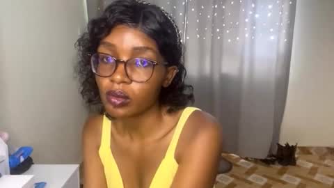 Snapshot of terriemancil chatting on 02-12-26, 11:27 Joan online show from 02-12-26, 11:27