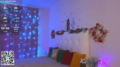 Tessa online show from 12-22-24, 05:23