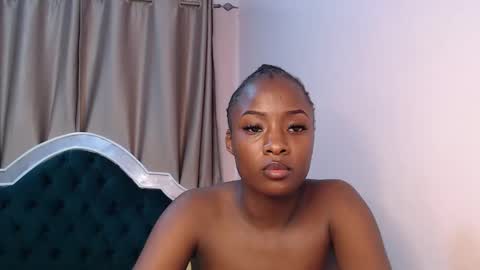 Tacy online show from 02-25-25, 04:42