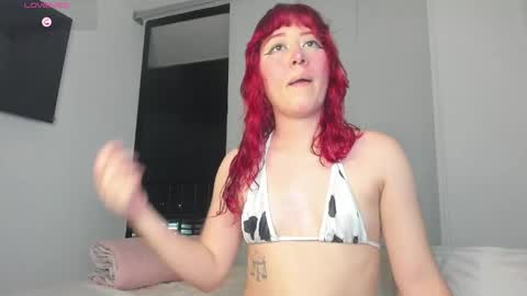 Snapshot of tessa_evanss chatting on 04-25-26, 12:57 Tessa online show from 04-25-26, 12:57
