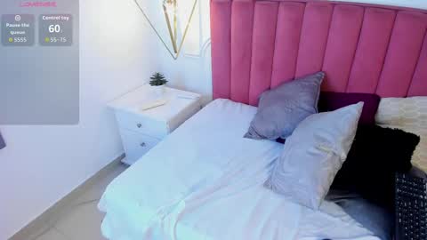 TERESA  online show from 10-01-25, 09:32