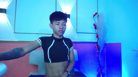 tessachains online show from 11-11-25, 02:33