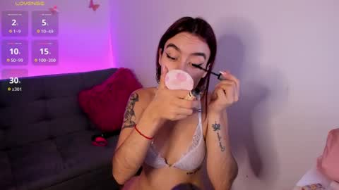 Tessa foxie      online show from 07-20-26, 12:40