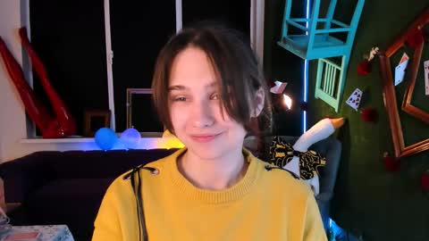 Tessa online show from 10-07-25, 05:15