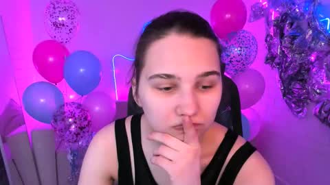 Tessa online show from 02-04-26, 09:04