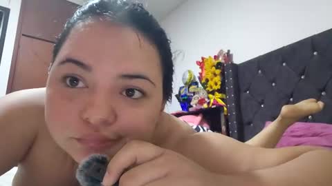 tessa y leo online show from 06-19-26, 01:59