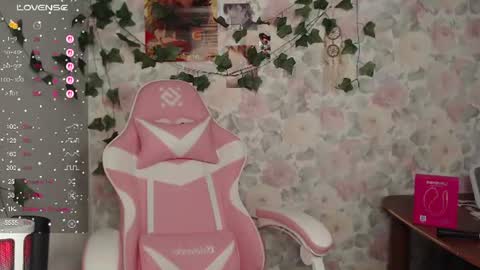 Tessy online show from 06-24-26, 06:18