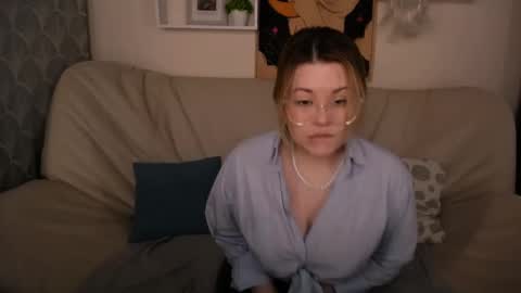 Snapshot of tesspleasure chatting on 01-04-25, 03:07 TESSA online show from 01-04-25, 03:07