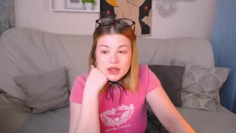 Snapshot of tesspleasure chatting on 01-31-25, 04:47 TESSA online show from 01-31-25, 04:47