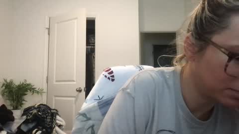 Daphne Summers online show from 10-06-25, 03:09