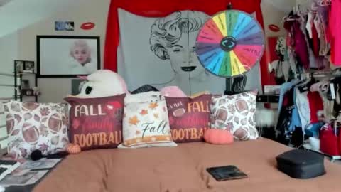 peachy online show from 09-26-25, 06:01