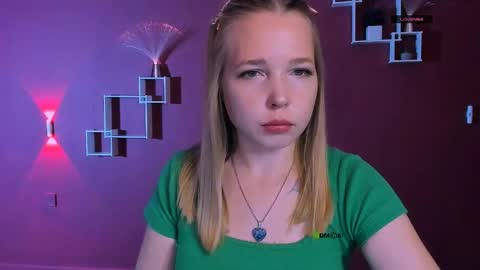 Snapshot of teya_starling chatting on 05-11-26, 07:47 teya_starling online show from 05-11-26, 07:47