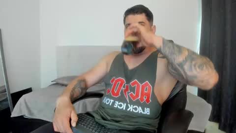 Snapshot of teylor_creed chatting on 10-22-25, 08:30 teylor creed online show from 10-22-25, 08:30