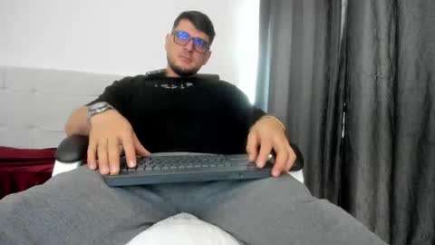 Snapshot of teylor_creed chatting on 11-01-25, 02:52 teylor creed online show from 11-01-25, 02:52