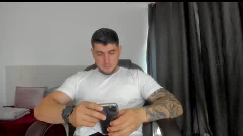 teylor creed online show from 11-17-25, 07:19