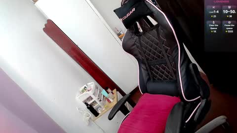 Snapshot of tgirljennie69 chatting on 02-26-25, 03:08 jennie online show from 02-26-25, 03:08