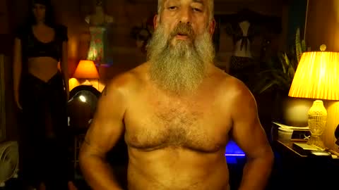 Snapshot of tha_commander69 chatting on 09-29-25, 08:35 tha Commander69 online show from 09-29-25, 08:35