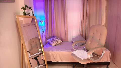 Thais online show from 02-25-25, 12:24