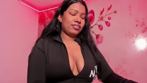 Andreina online show from 02-16-25, 06:54