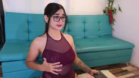 thalia  online show from 12-27-24, 12:39