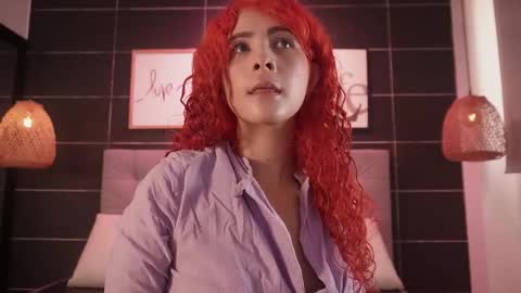 Snapshot of thalia_karlson chatting on 11-18-25, 12:53 Thalia online show from 11-18-25, 12:53