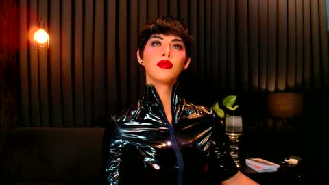 Thalia Saint online show from 01-31-25, 11:03