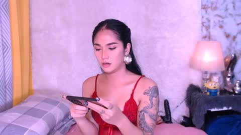 Thalia online show from 01-24-25, 04:49