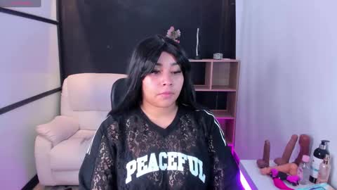 Thalia online show from 10-28-25, 03:54