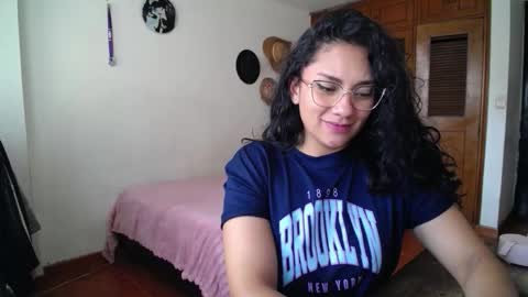    online show from 09-12-25, 06:19