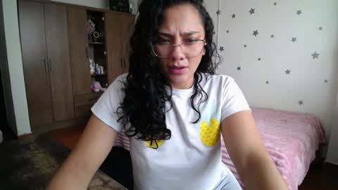 Snapshot of thaliacooper chatting on 02-03-26, 04:12 online show from 02-03-26, 04:12