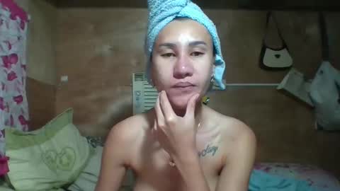 Snapshot of thaliaisslut chatting on 04-29-26, 01:04 thalia powers online show from 04-29-26, 01:04