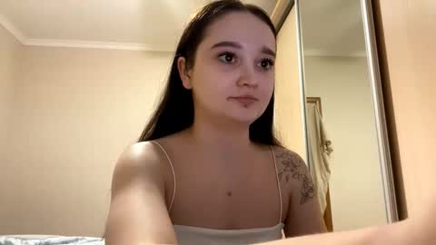 Yumi online show from 02-10-26, 02:21