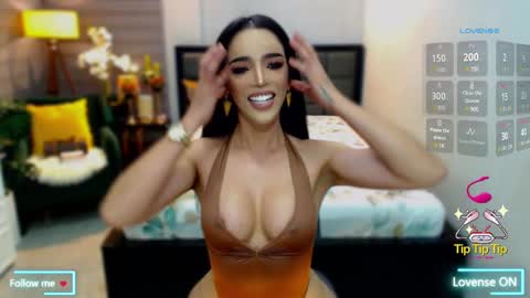 Snapshot of thaliasexgoddess chatting on 12-31-24, 01:26 T H A L I A online show from 12-31-24, 01:26