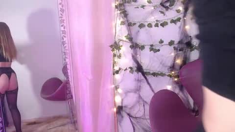 Snapshot of thamarajane1 chatting on 11-06-25, 10:32 online show from 11-06-25, 10:32