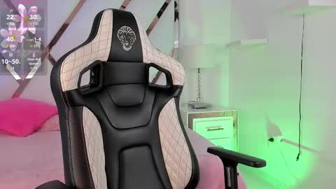 thanier_18 online show from 06-09-26, 07:14