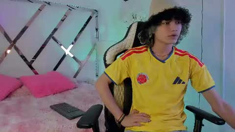 thanier_18 online show from 06-27-26, 07:19