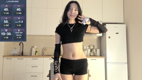 Snapshot of thanos_world1321002 chatting on 01-23-25, 10:33 thanos_world1321002 online show from 01-23-25, 10:33