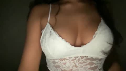 Melanie online show from 09-10-25, 04:23