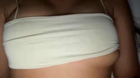 Melanie online show from 10-08-25, 05:05