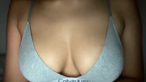 Melanie online show from 03-08-26, 05:00