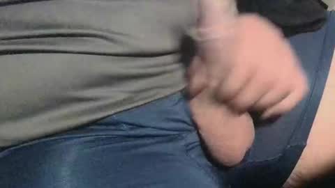 Snapshot of thathornierguy chatting on 01-03-25, 08:10 thathornierguy online show from 01-03-25, 08:10