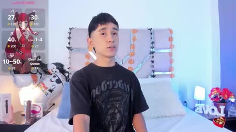 Thayler  online show from 10-14-25, 11:22