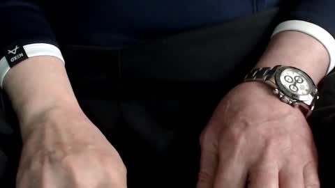 Snapshot of the1pocketrocket chatting on 12-28-24, 02:42 the1pocketrocket online show from 12-28-24, 02:42