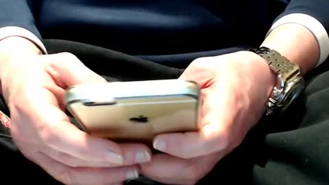 Snapshot of the1pocketrocket chatting on 01-12-25, 09:08 the1pocketrocket online show from 01-12-25, 09:08